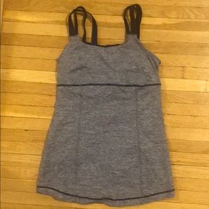 Lululemon black and gray workout top